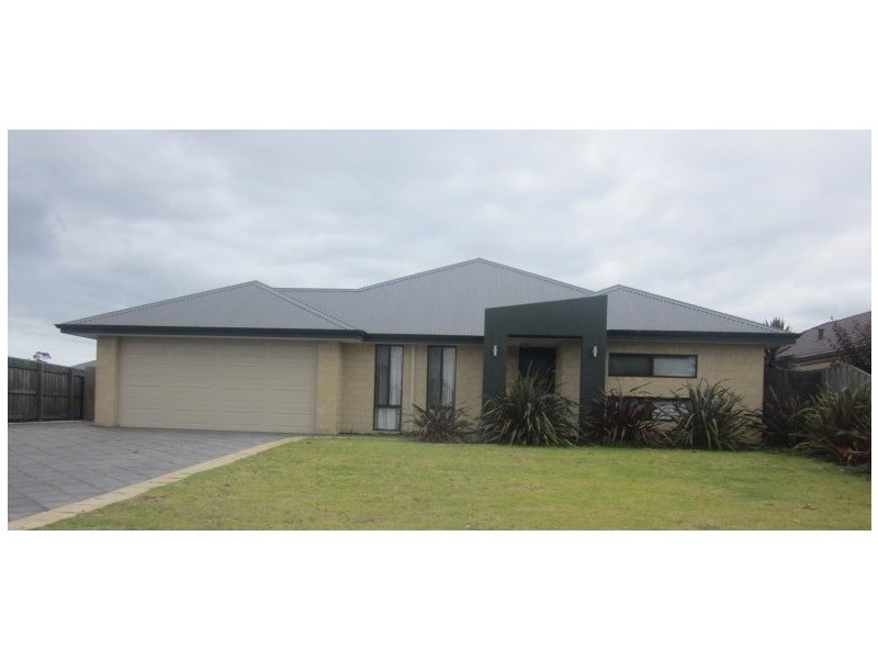 11 Balwyn Road, Australind WA 6233