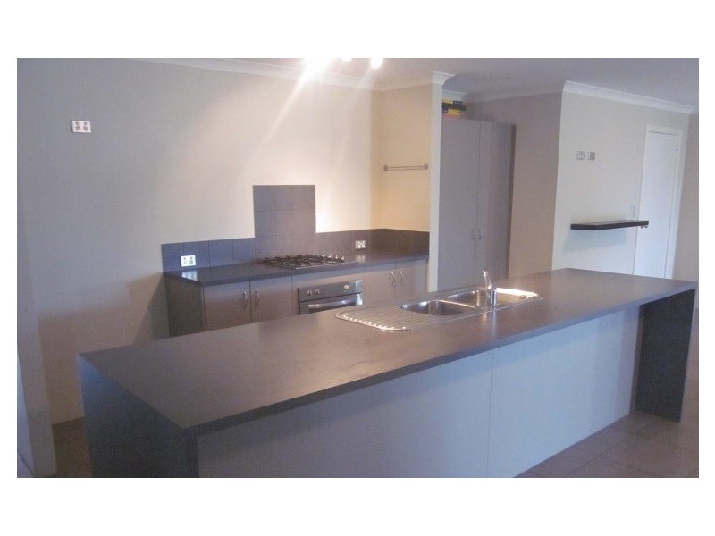 11 Balwyn Road, Australind WA 6233