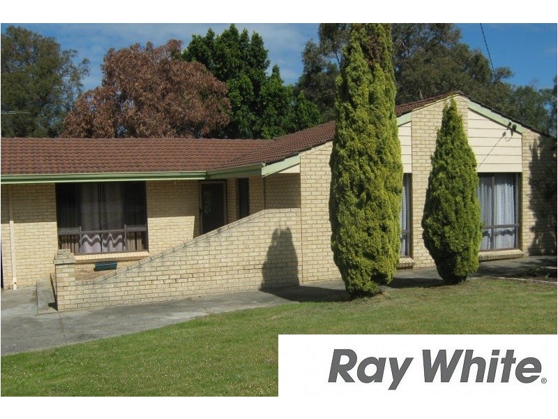 121 Lucy Victoria Avenue, Australind WA 6233