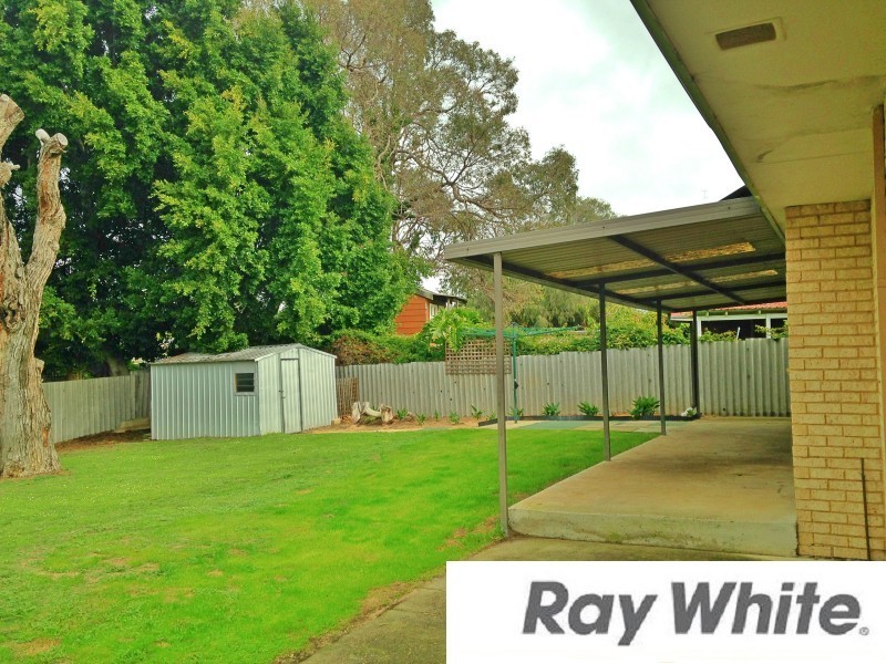 121 Lucy Victoria Avenue, Australind WA 6233