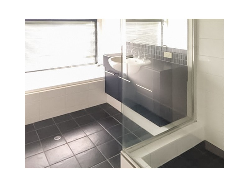 12 Wiroo Loop, Dalyellup WA 6230