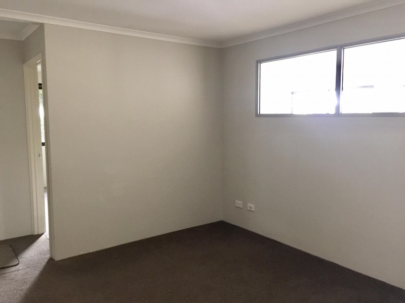 12 Wiroo Loop, Dalyellup WA 6230