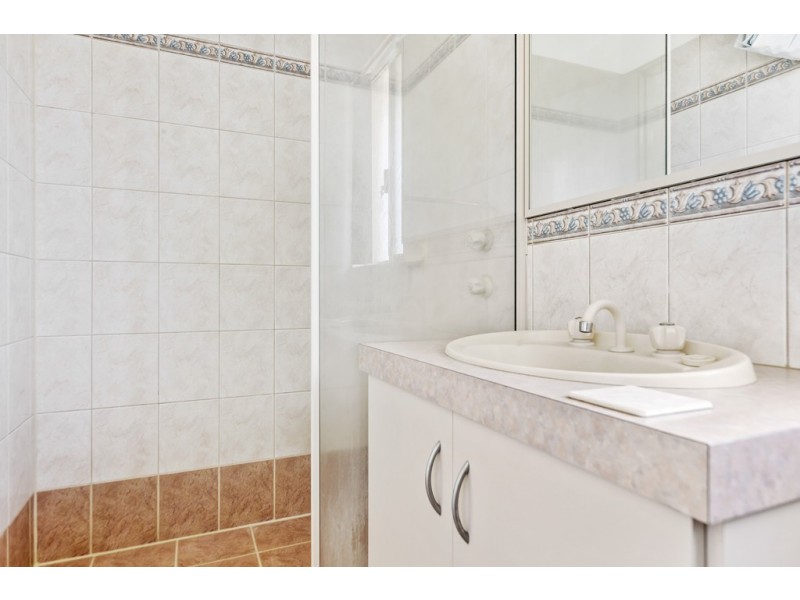 12 Leedshill Way, Australind WA 6233