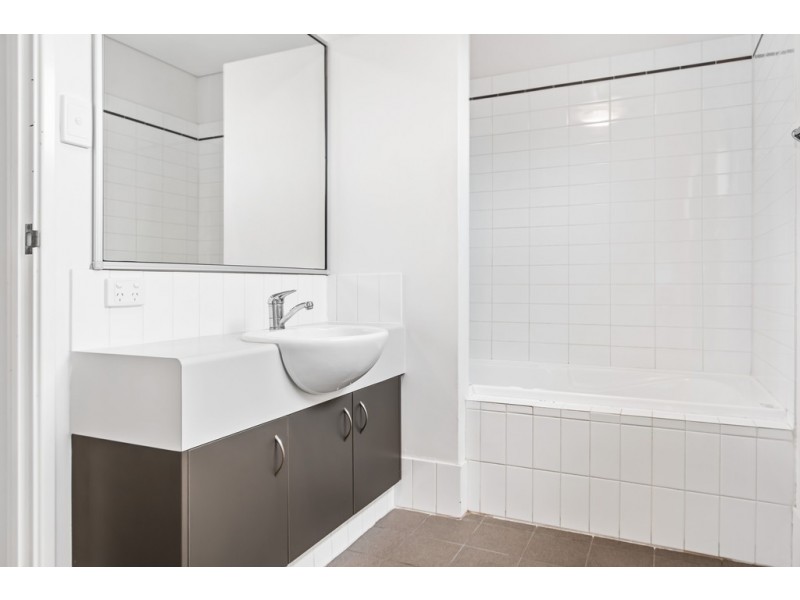 43/18-24 Bonnefoi Boulevard, Bunbury WA 6230