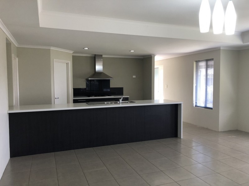 38 Kambany Approach, Dalyellup WA 6230