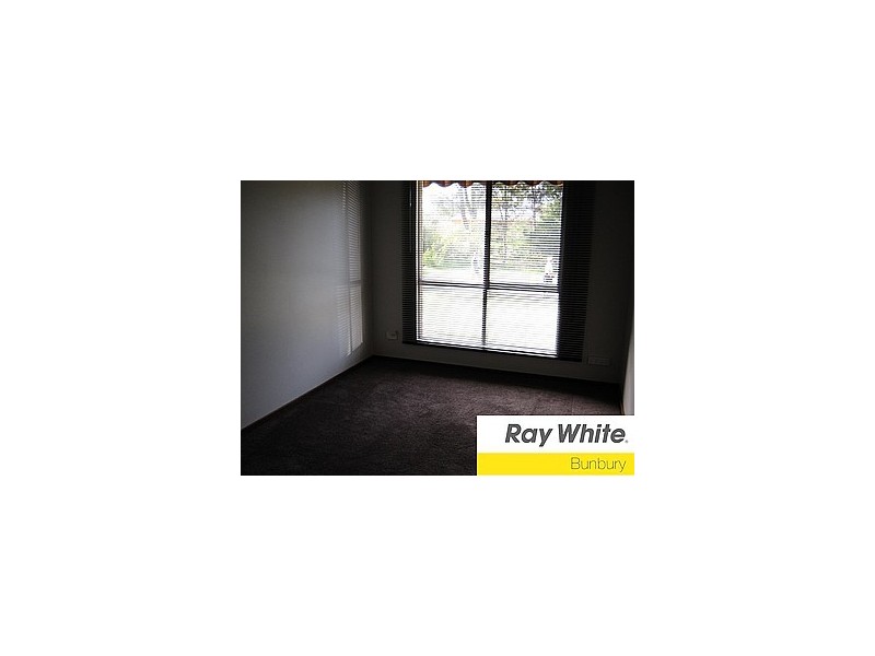 346 Ocean Drive, Withers WA 6230