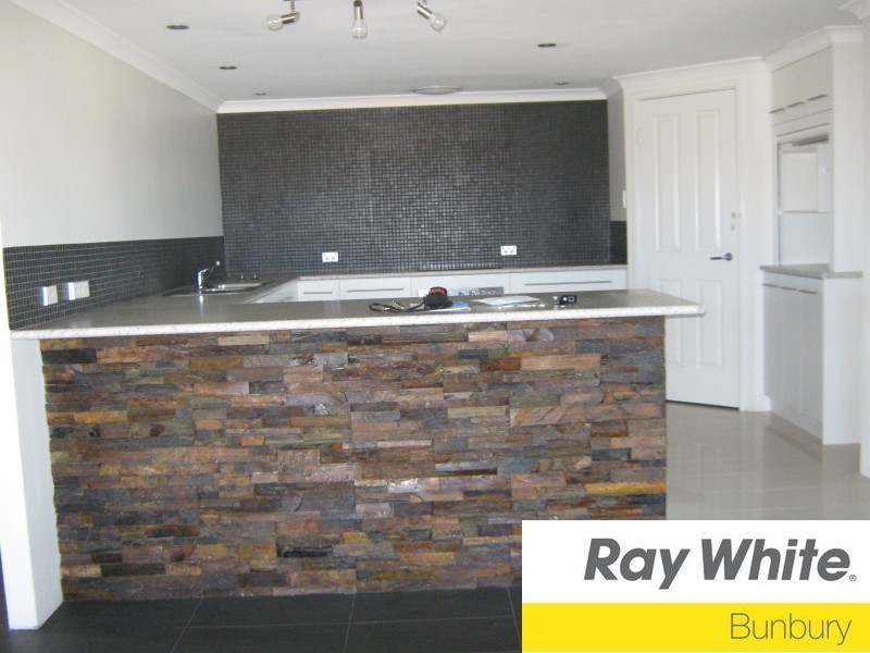 7 Lancier Court, Australind WA 6233