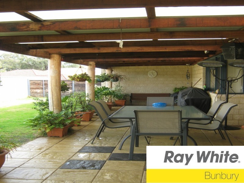 23 Janjin Road, Dalyellup WA 6230