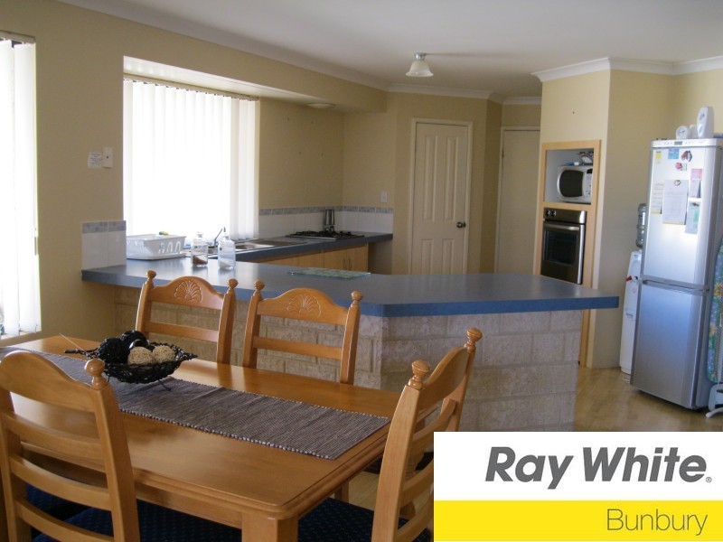 23 Janjin Road, Dalyellup WA 6230