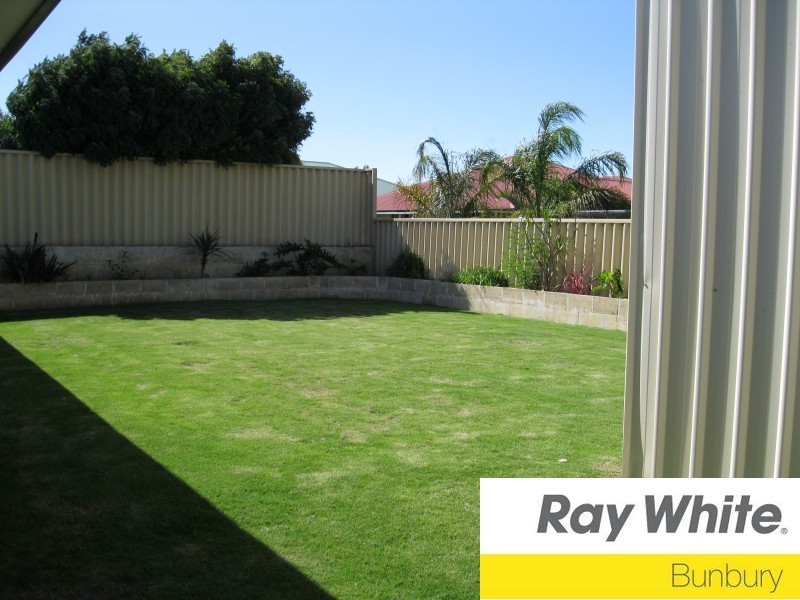 23 Janjin Road, Dalyellup WA 6230