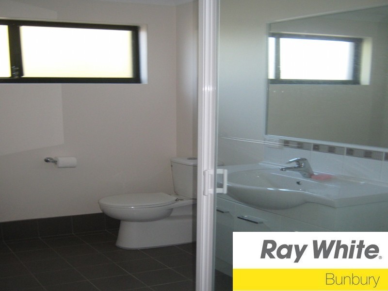 3/11a Elmbank Road, South Bunbury WA 6230