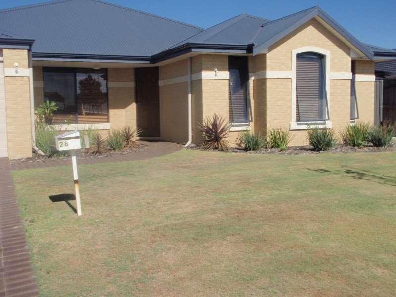 28 Sherwood Drive, Australind WA 6233