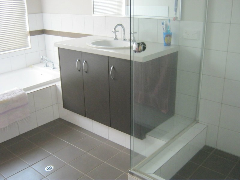 28 Sherwood Drive, Australind WA 6233