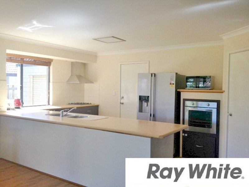 96 Macquarie Drive, Australind WA 6233