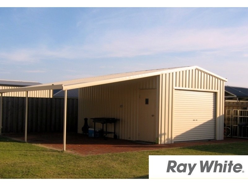 96 Macquarie Drive, Australind WA 6233