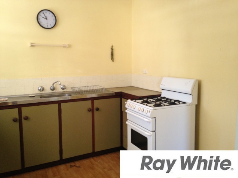 10 Hudson Road, Withers WA 6230