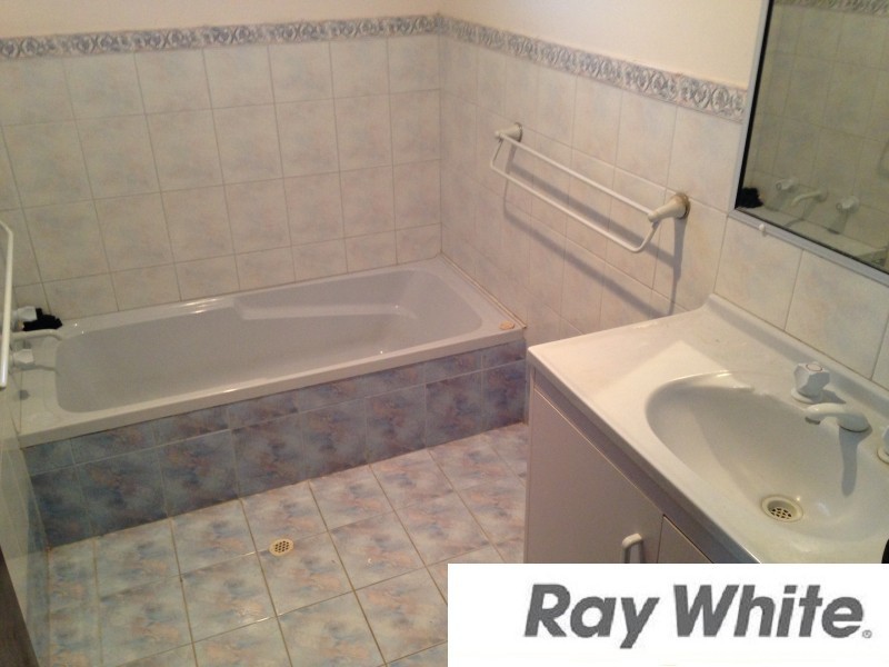 10 Hudson Road, Withers WA 6230