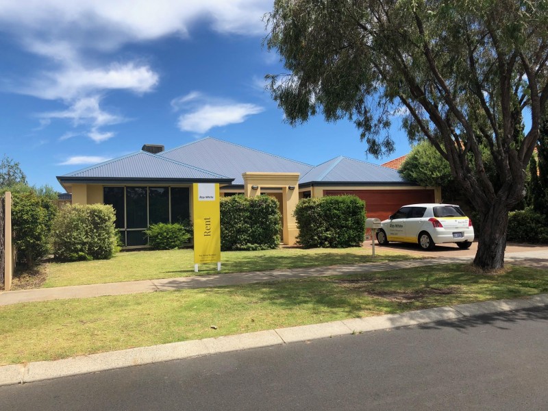 26 Mackay Road, Dalyellup WA 6230