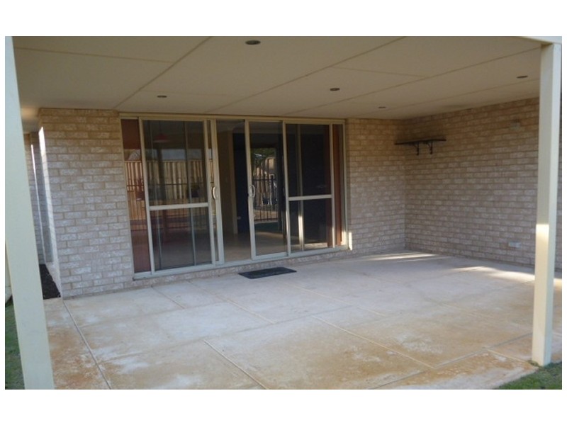 26 Mackay Road, Dalyellup WA 6230