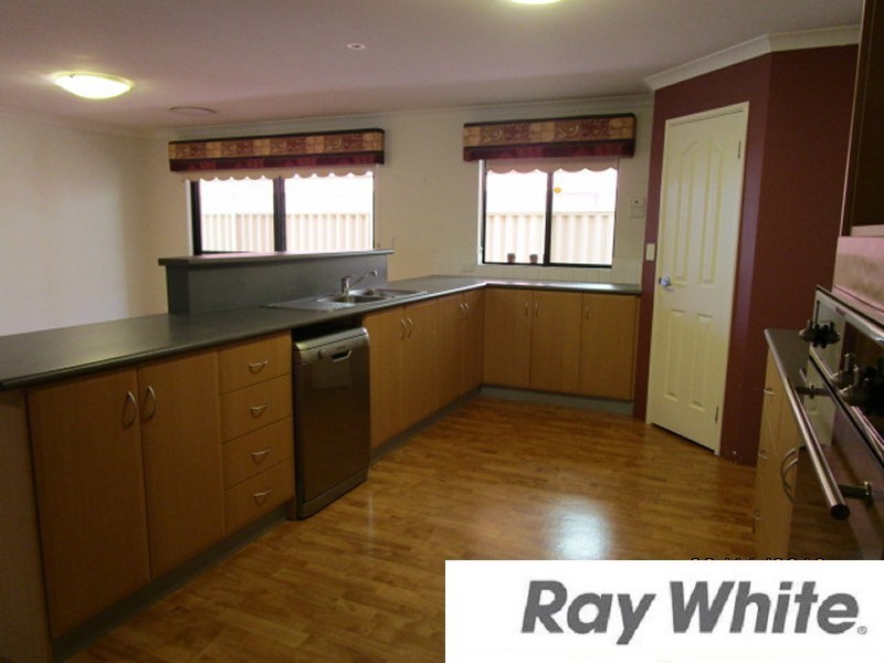 9 Gascoyne Circle, Eaton WA 6232