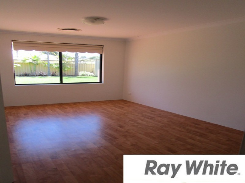 9 Gascoyne Circle, Eaton WA 6232