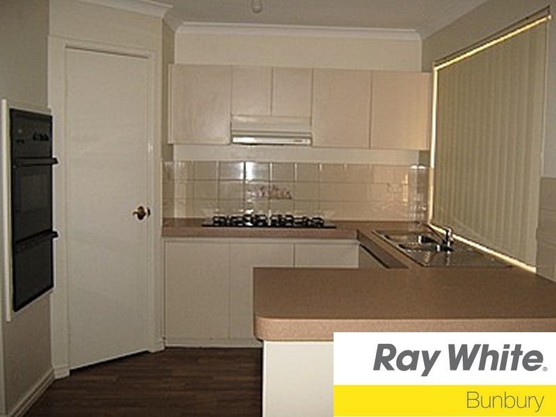 2/34 Lockwood Crescent, Withers WA 6230