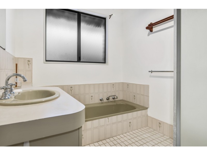 8A College Row, South Bunbury WA 6230