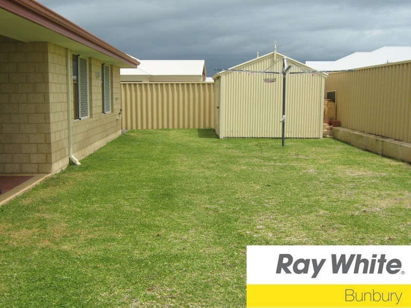 32 Killerby Drive, Dalyellup WA 6230