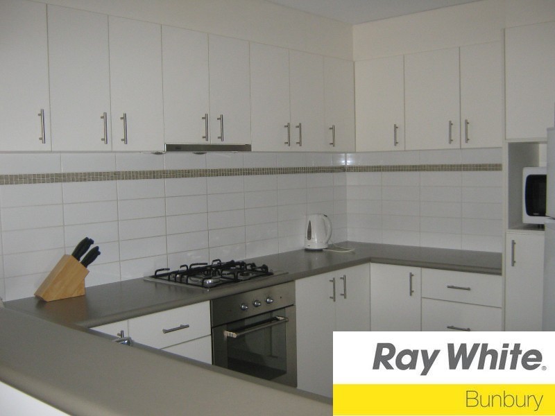 9/18 Bonnefoi Boulevard, Bunbury WA 6230