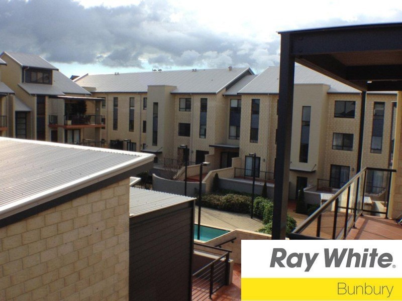 9/18 Bonnefoi Boulevard, Bunbury WA 6230
