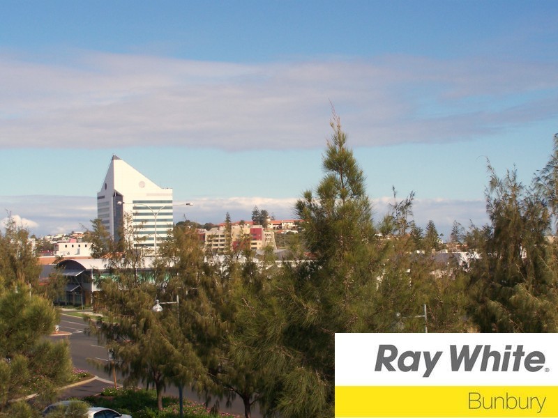 9/18 Bonnefoi Boulevard, Bunbury WA 6230