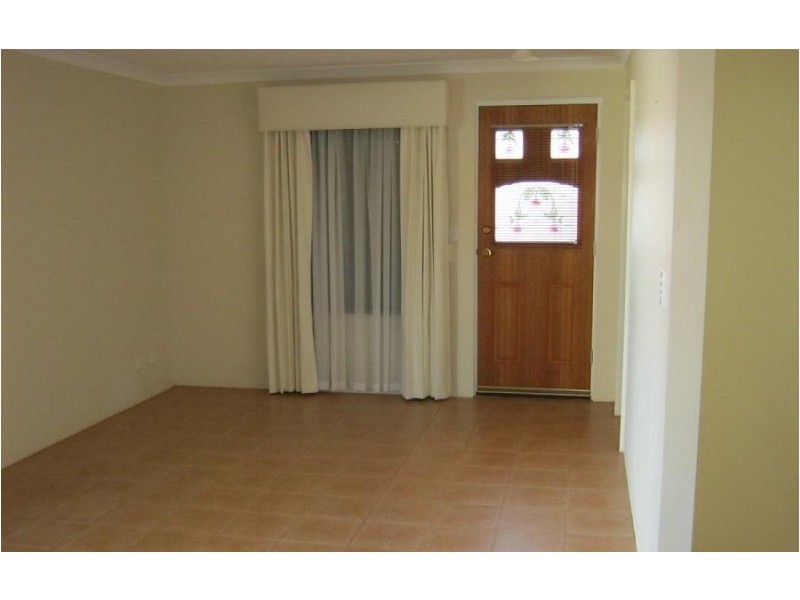 11C Woodrow Street, Carey Park WA 6230