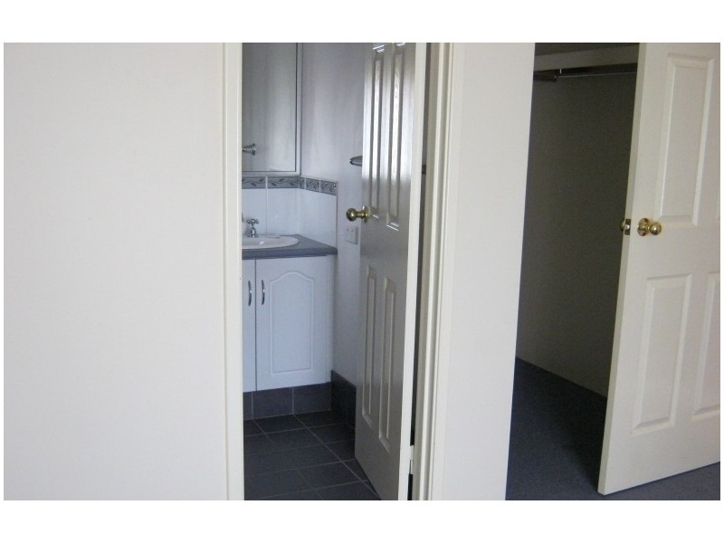 11C Woodrow Street, Carey Park WA 6230