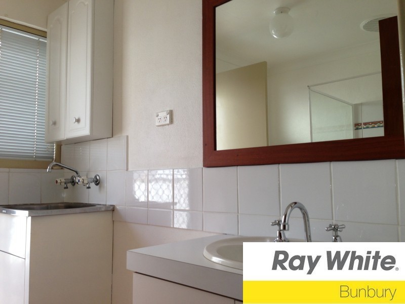 1/3 Symmons Street, Bunbury WA 6230