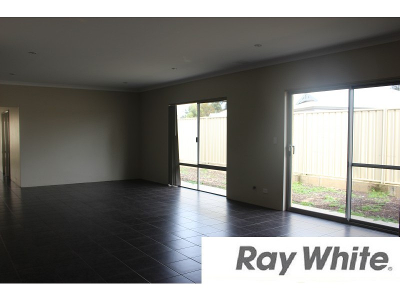 4 Biesiot Street, Bunbury WA 6230