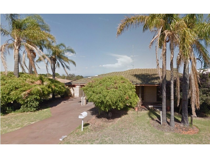 1 Batavia Place, Australind WA 6233