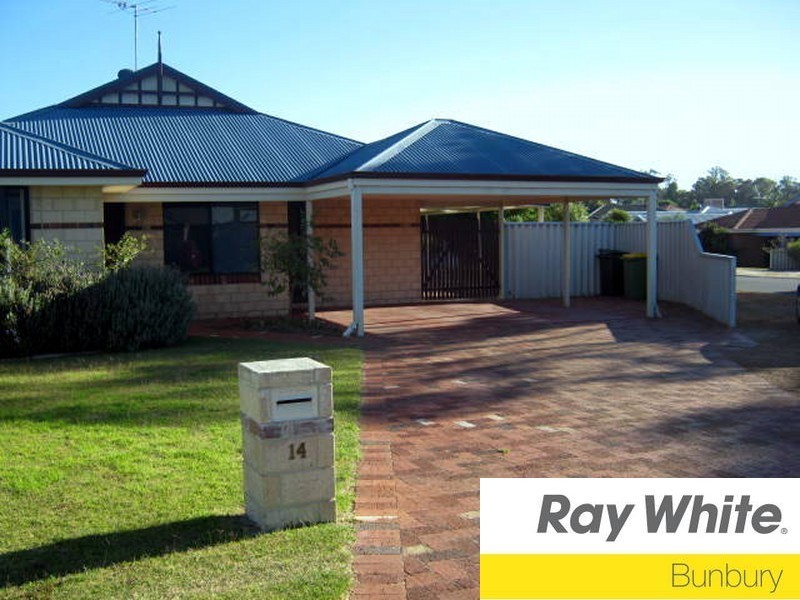 14 Pembroke St, College Grove WA 6230