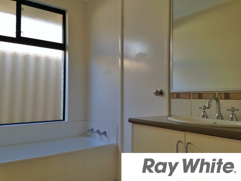 3 Hartog Road, Dalyellup WA 6230
