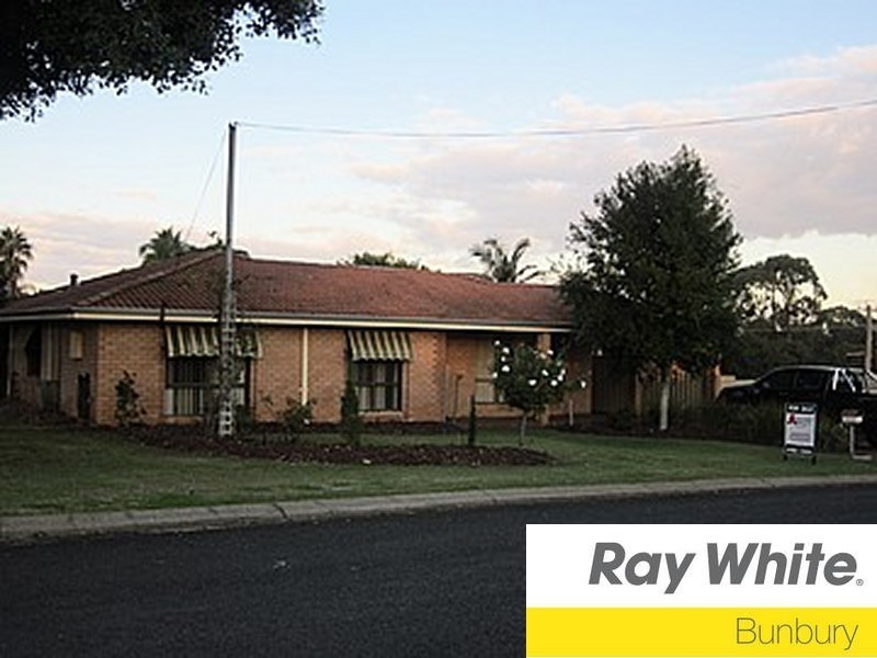 6 Ganfield Place, Australind WA 6233