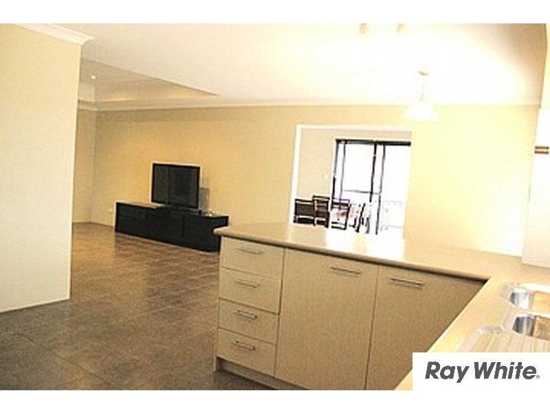 28 Kambany Approach, Dalyellup WA 6230