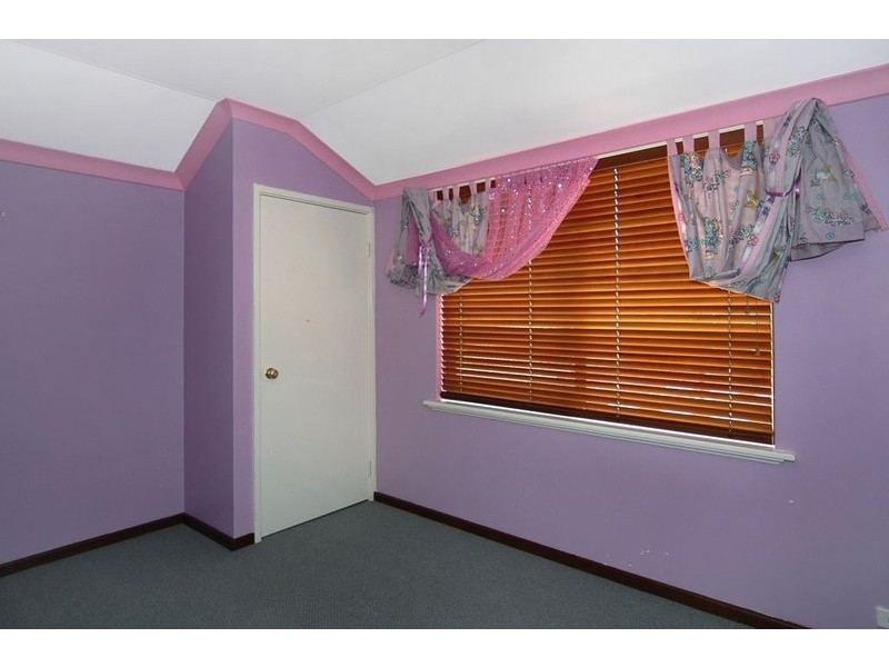 24 Modong street, Dalyellup WA 6230