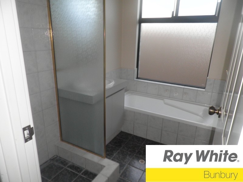 6 Simford Avenue, Eaton WA 6232