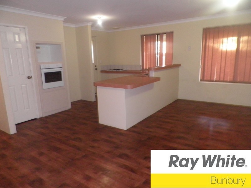 6 Simford Avenue, Eaton WA 6232