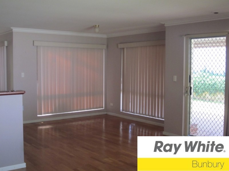 10 Buckton Place, Australind WA 6233