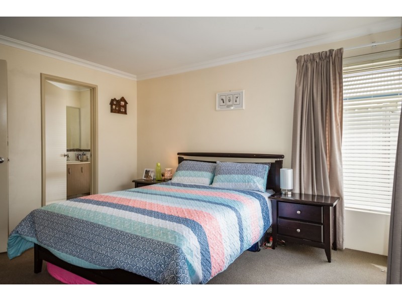 15 Zircon Way, Australind WA 6233