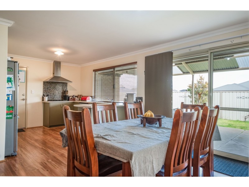 15 Zircon Way, Australind WA 6233