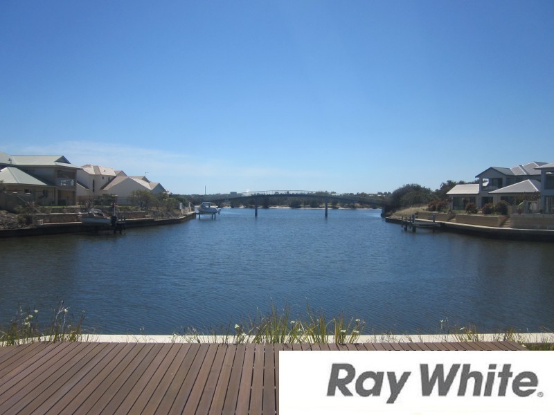 7B Basilica Place, Pelican Point WA 6230