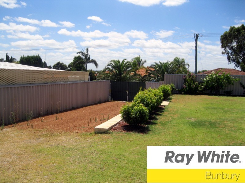 19 Wallaroo Way, Australind WA 6233