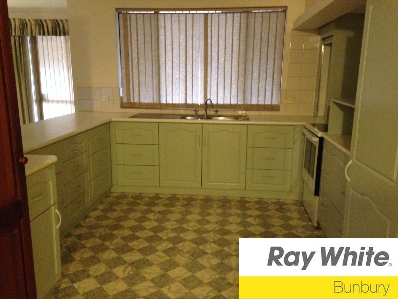 61 Pratt Road, Eaton WA 6232