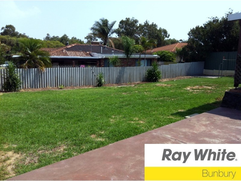 61 Pratt Road, Eaton WA 6232